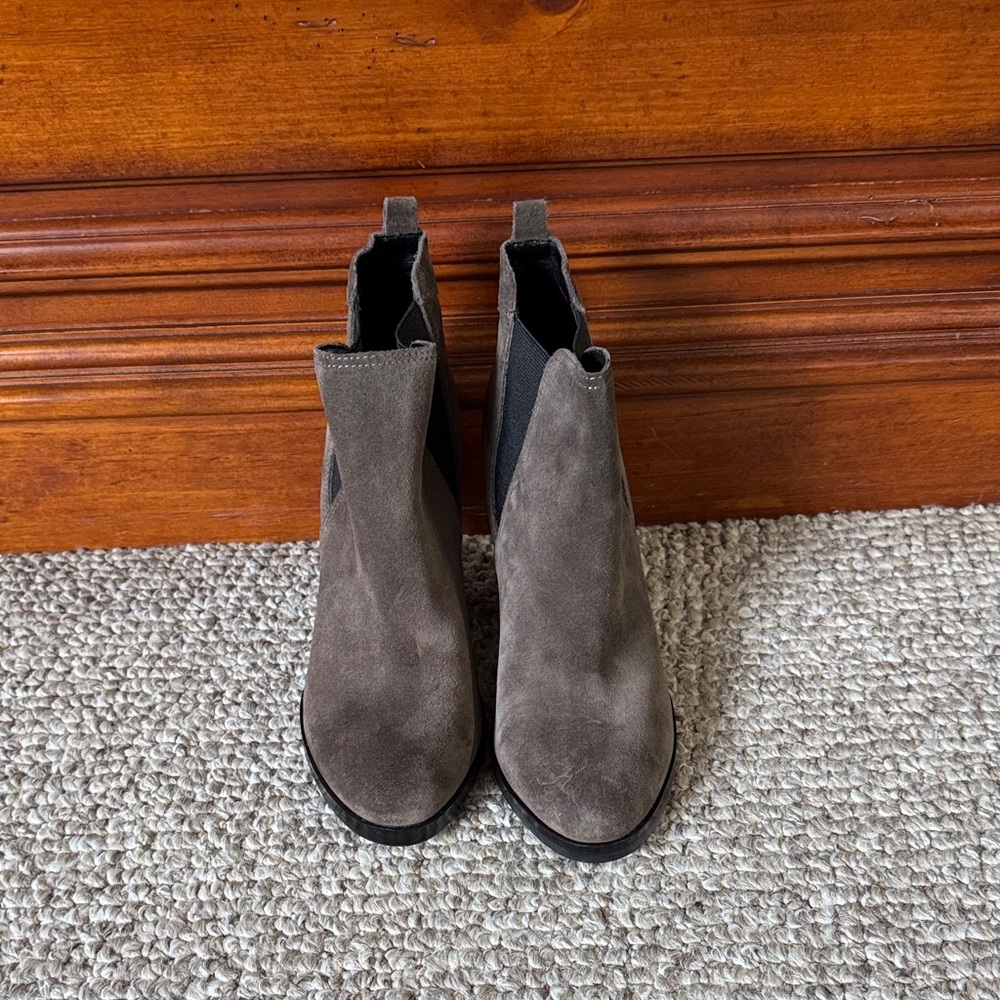 Stylish Brown Suede Ankle Boots